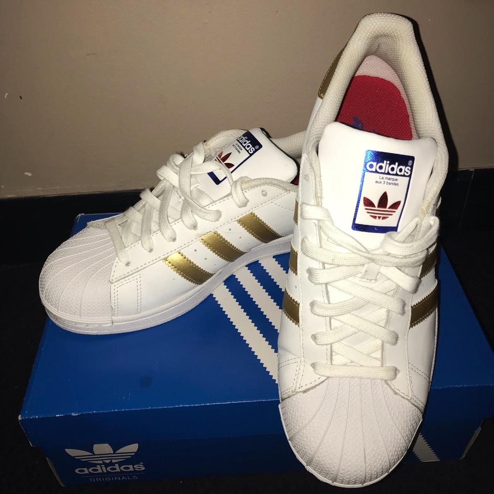 Adidas Superstar